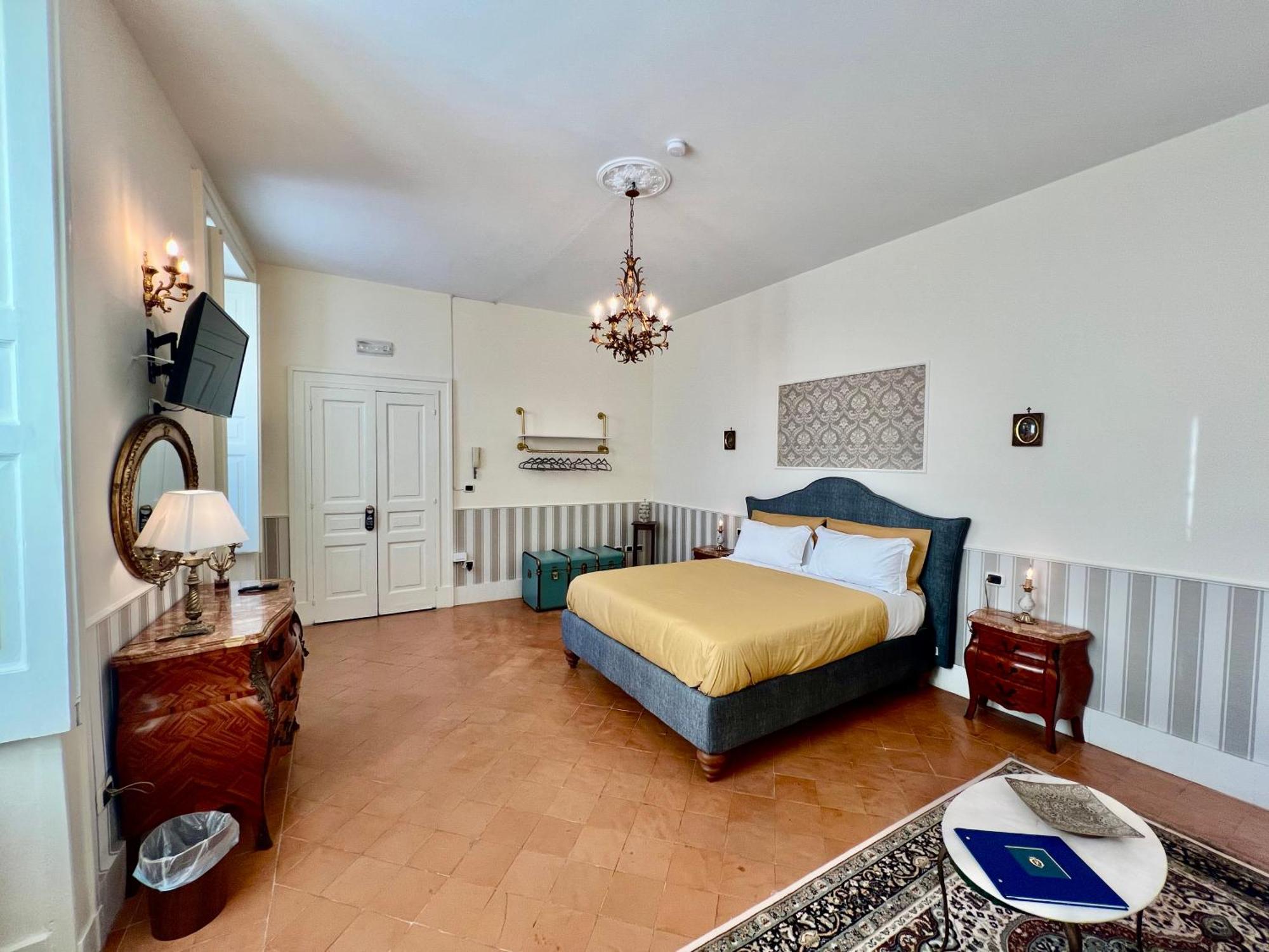 Casa Santangelo Suites Салерно Екстер'єр фото