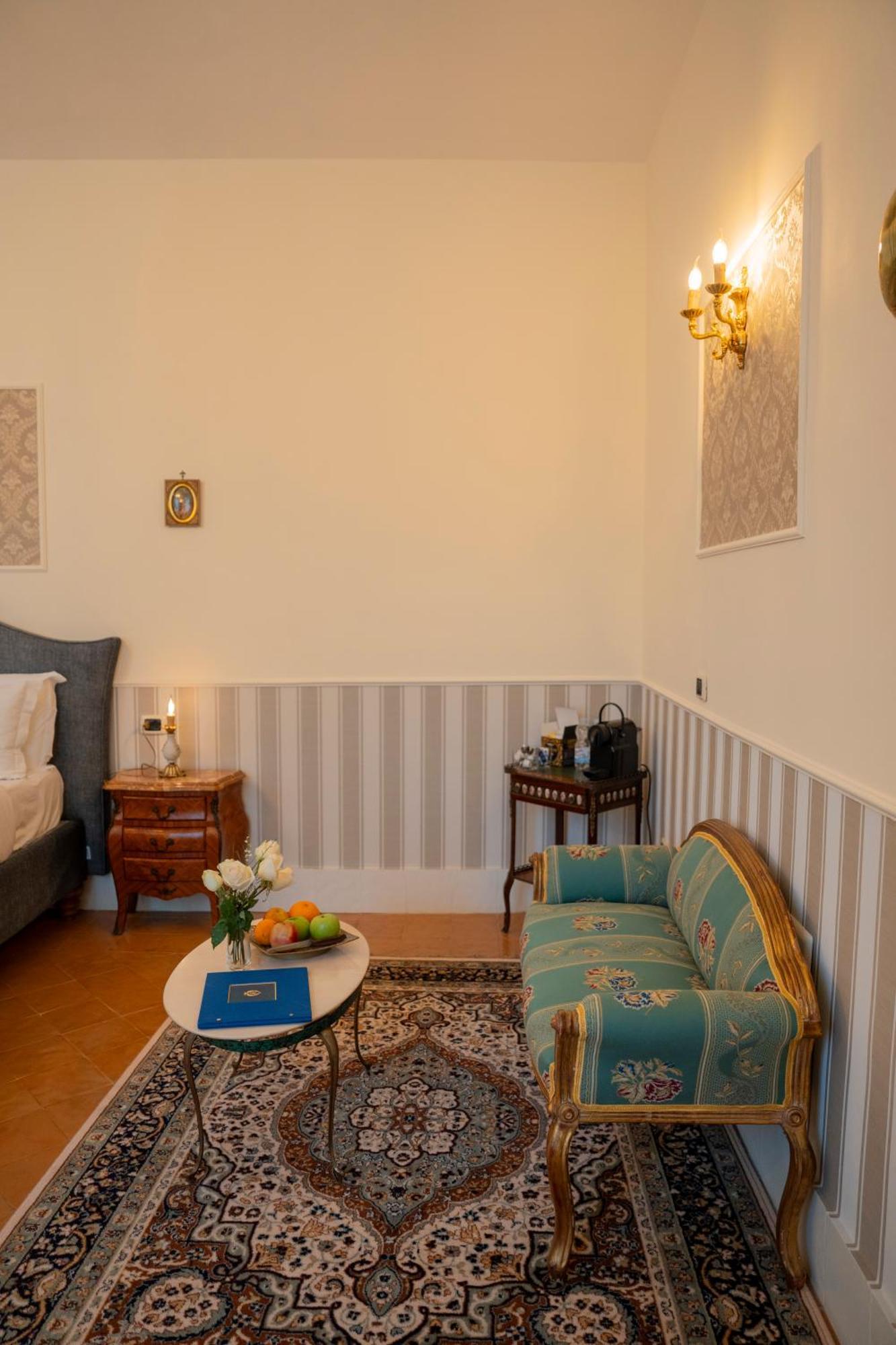 Casa Santangelo Suites Салерно Екстер'єр фото