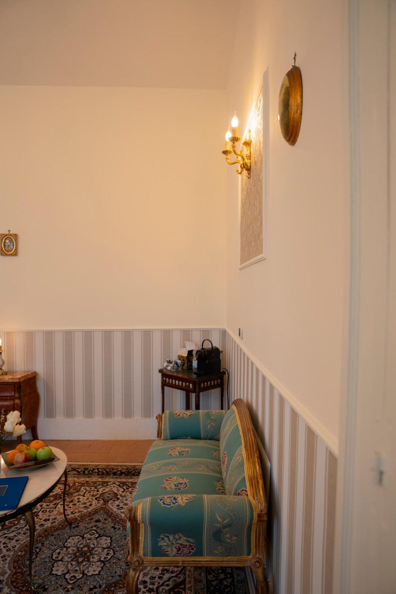 Casa Santangelo Suites Салерно Екстер'єр фото