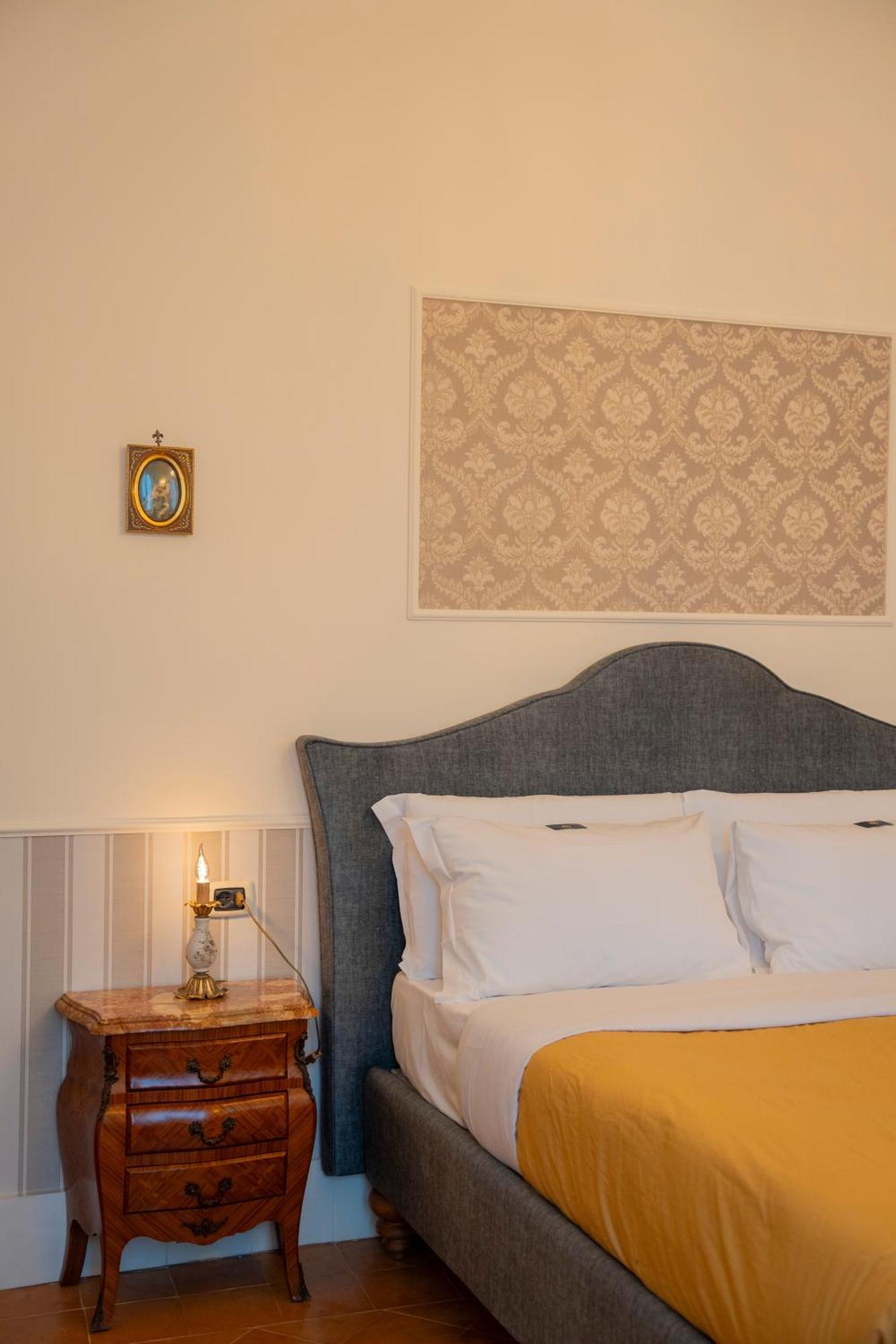 Casa Santangelo Suites Салерно Екстер'єр фото